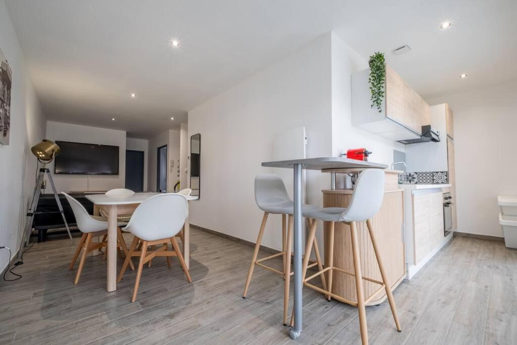 Le Trianon - Parking Prive Apartment Reims Luaran gambar