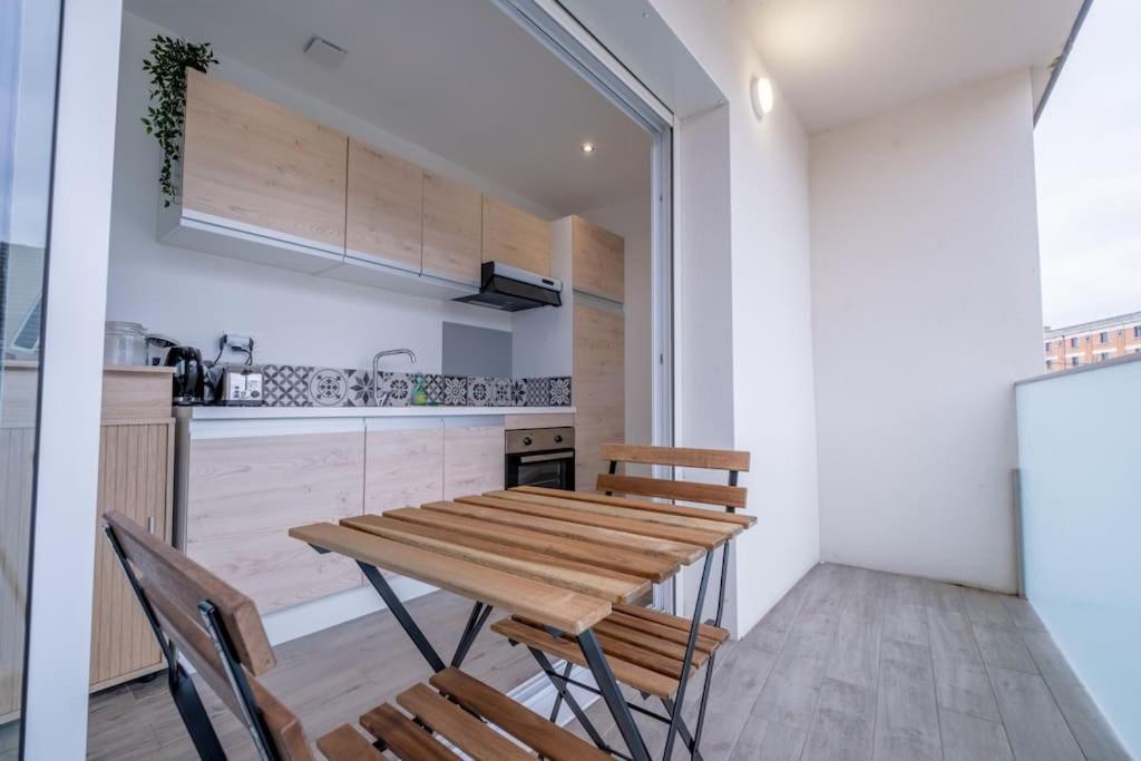Le Trianon - Parking Prive Apartment Reims Luaran gambar