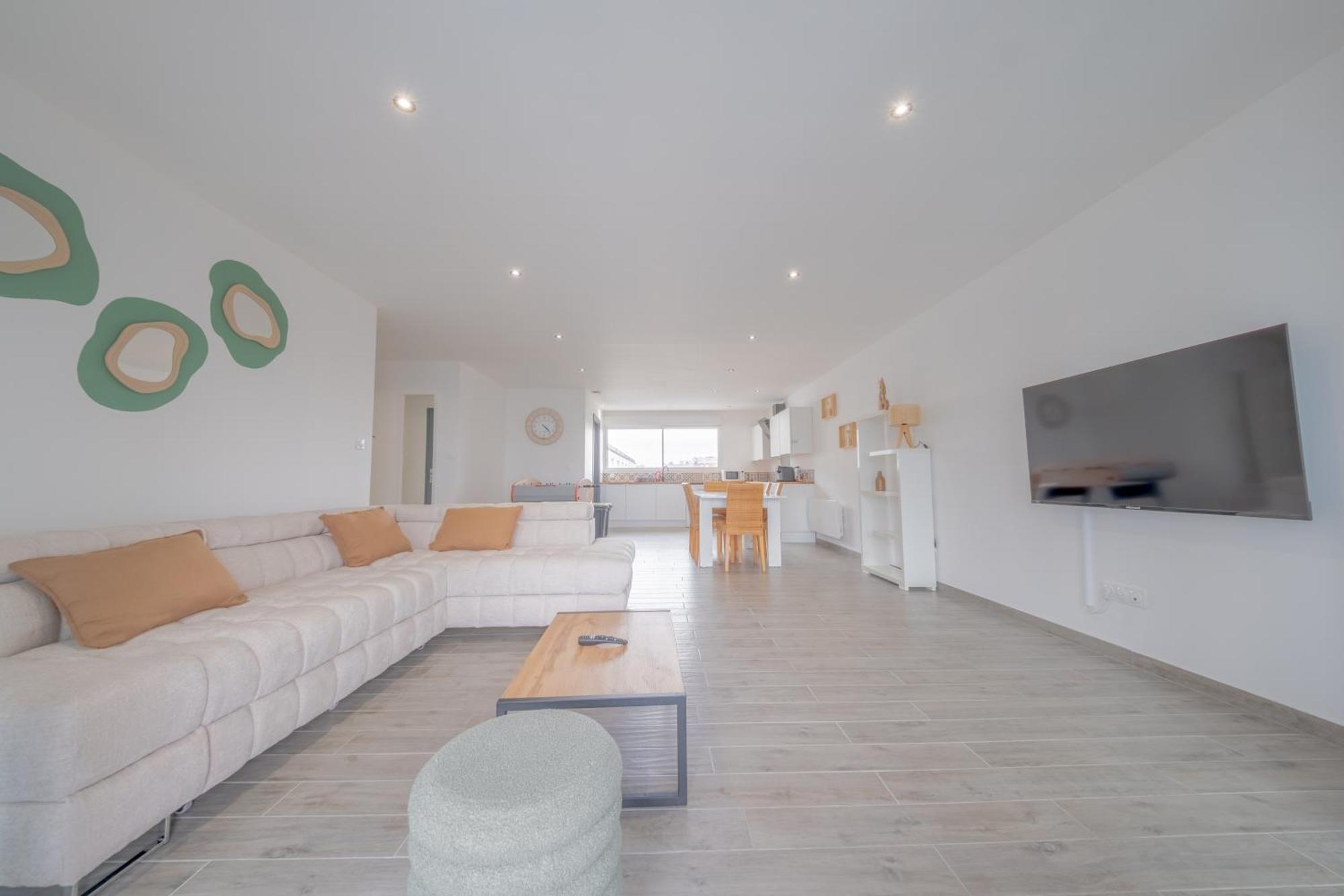 Le Trianon - Parking Prive Apartment Reims Luaran gambar