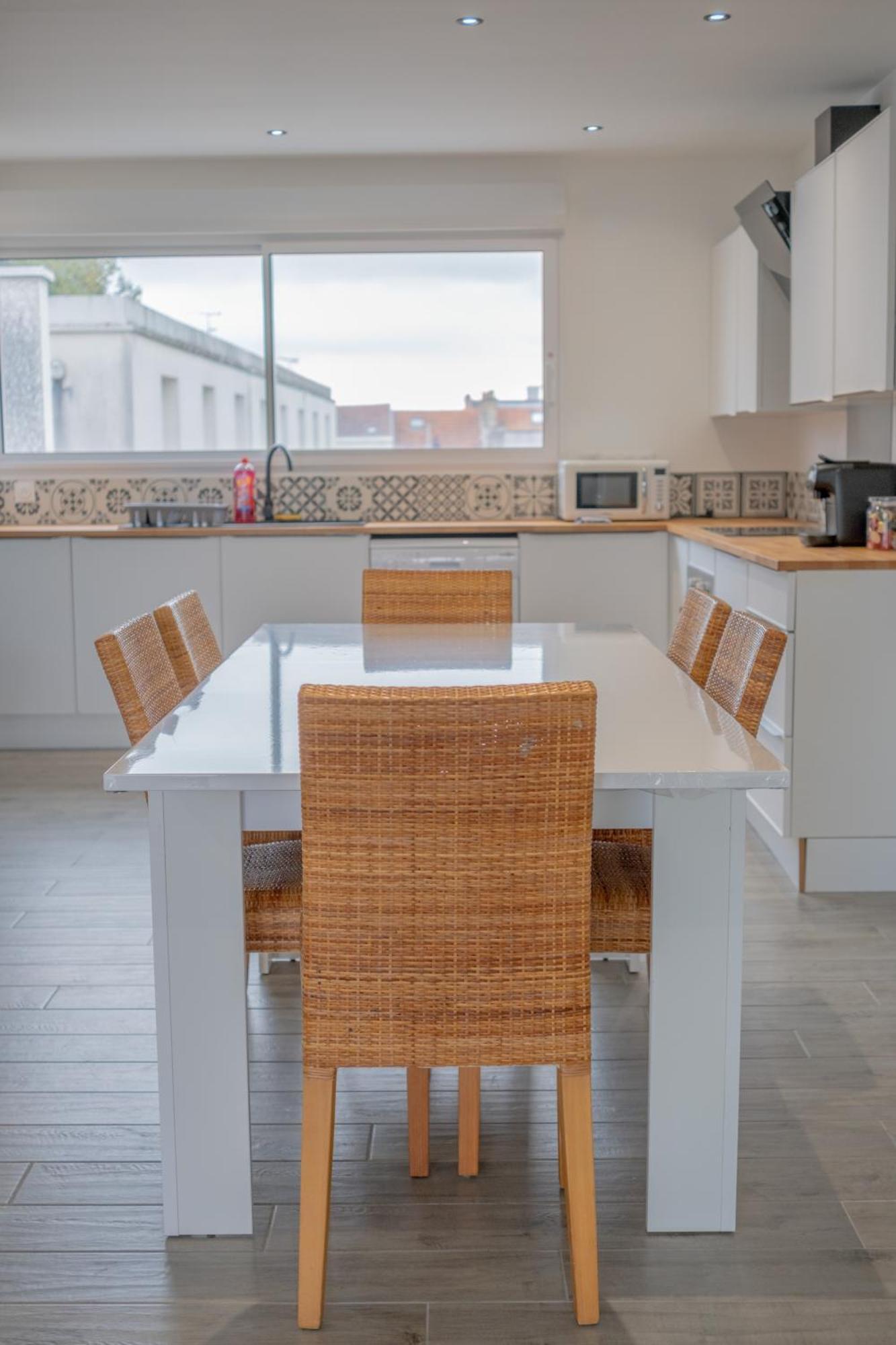 Le Trianon - Parking Prive Apartment Reims Luaran gambar
